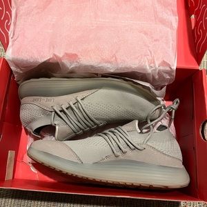 Lane Eight AD1 shoes